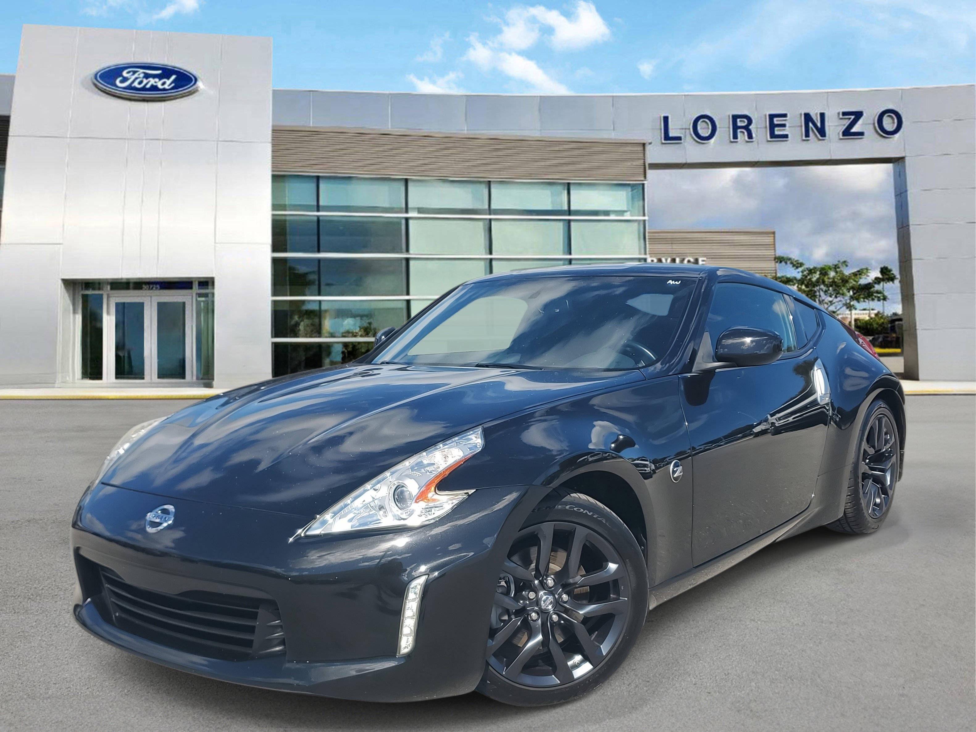 Used 2016 Nissan 370Z Coupe image 1