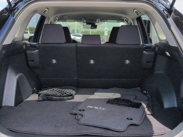 Certified 2025 Toyota RAV4 LE AWD/4WD image 17