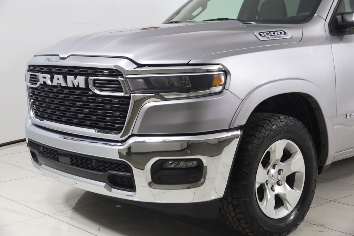 Used 2025 RAM 1500 Big Horn AWD/4WD image 42