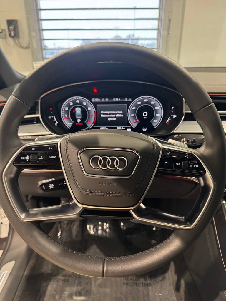 Used 2025 Audi A8 L 3.0T AWD/4WD image 15