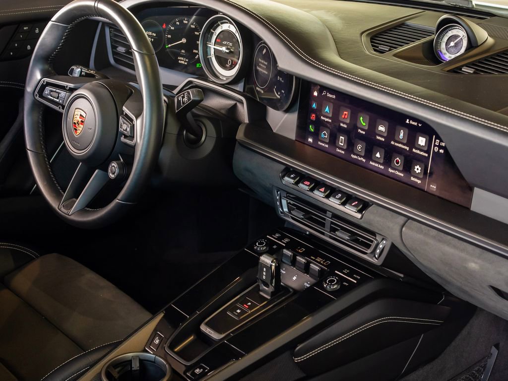 Certified 2024 Porsche 911 Carrera GTS image 12
