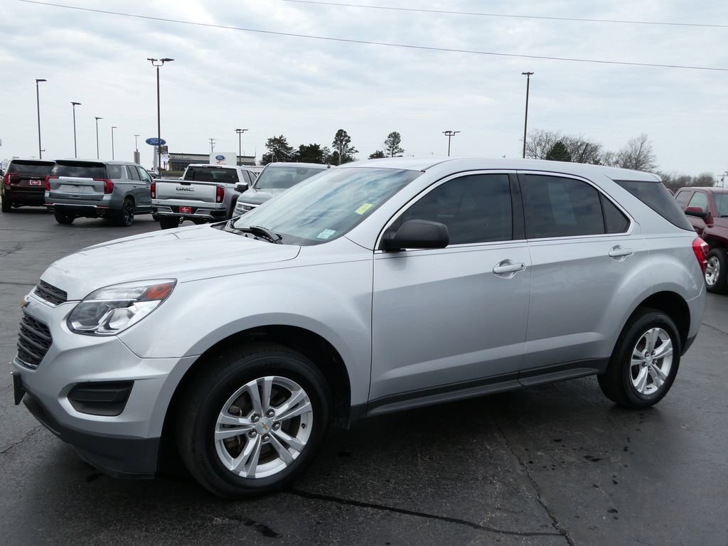 Used 2017 Chevrolet Equinox LS image 8