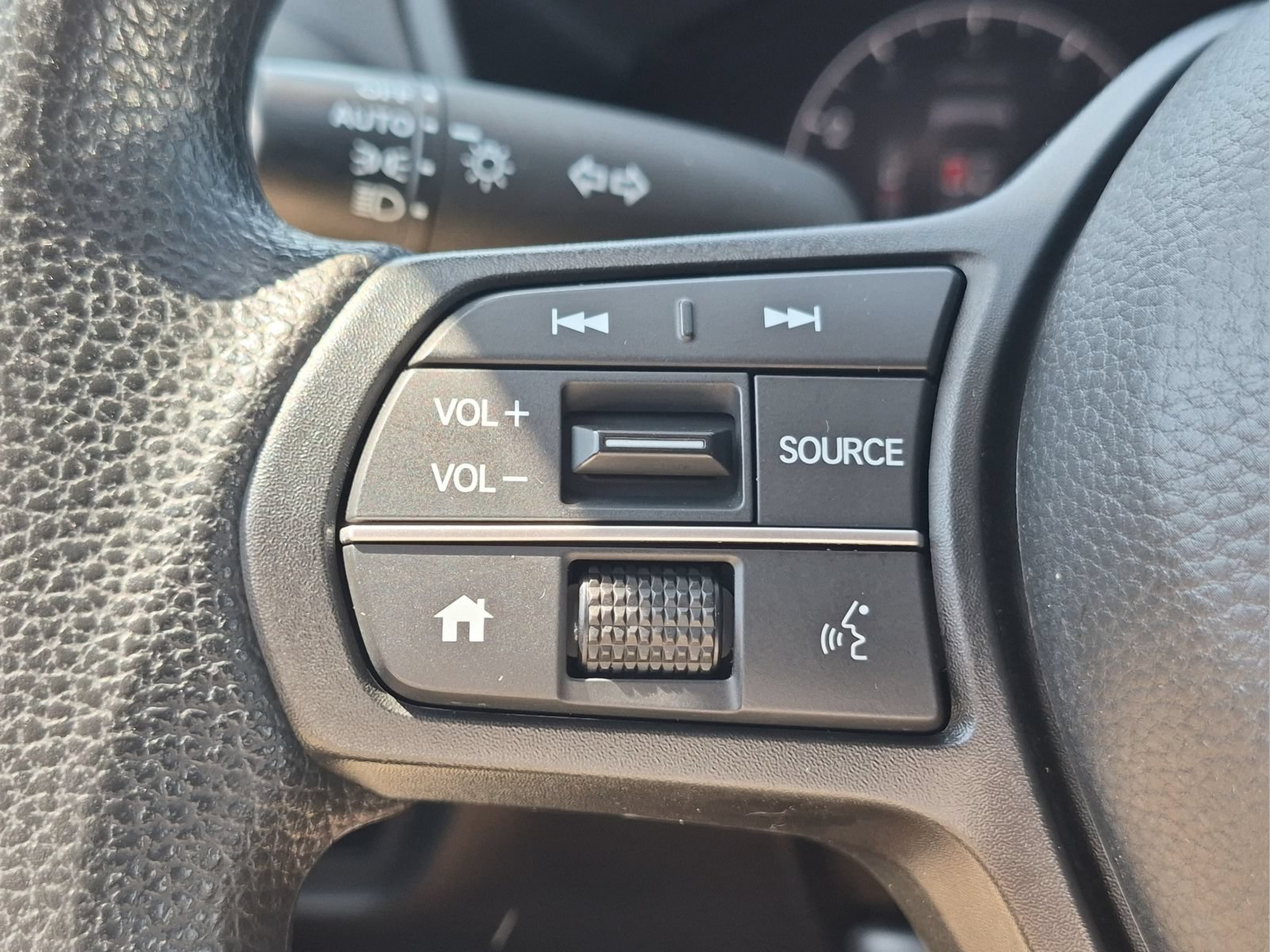 Certified 2024 Honda HR-V LX image 13