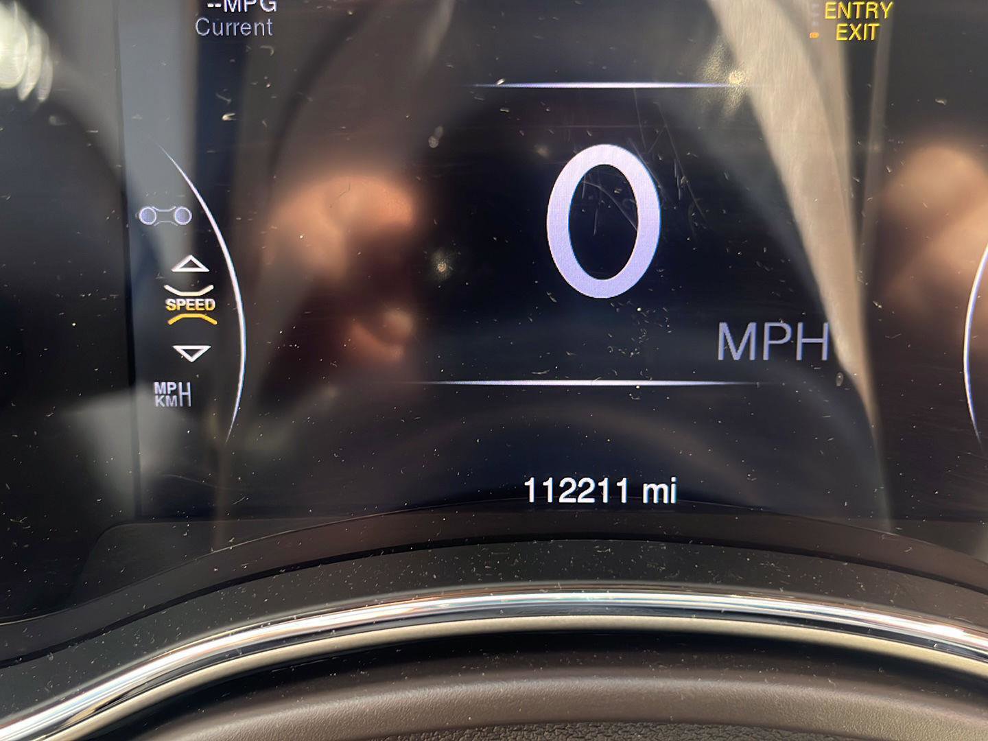 Used 2014 Jeep Grand Cherokee Overland w/ Advanced Technology Group AWD/4WD image 9