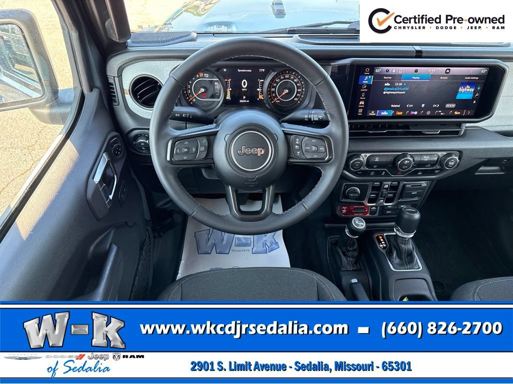 Certified 2025 Jeep Gladiator Sport AWD/4WD image 36