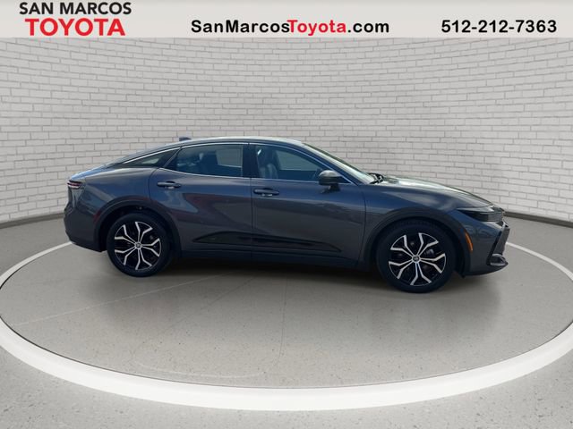 Used 2024 Toyota Crown Limited image 4