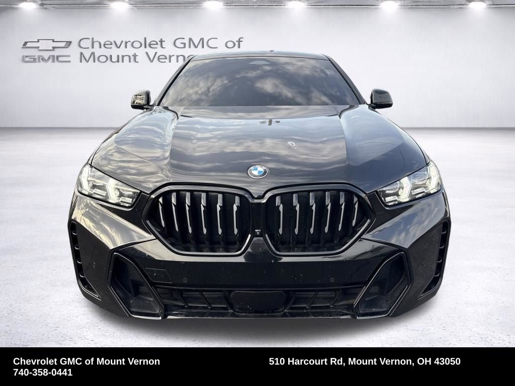 Used 2024 BMW X6 xDrive40i w/ Premium Package image 9