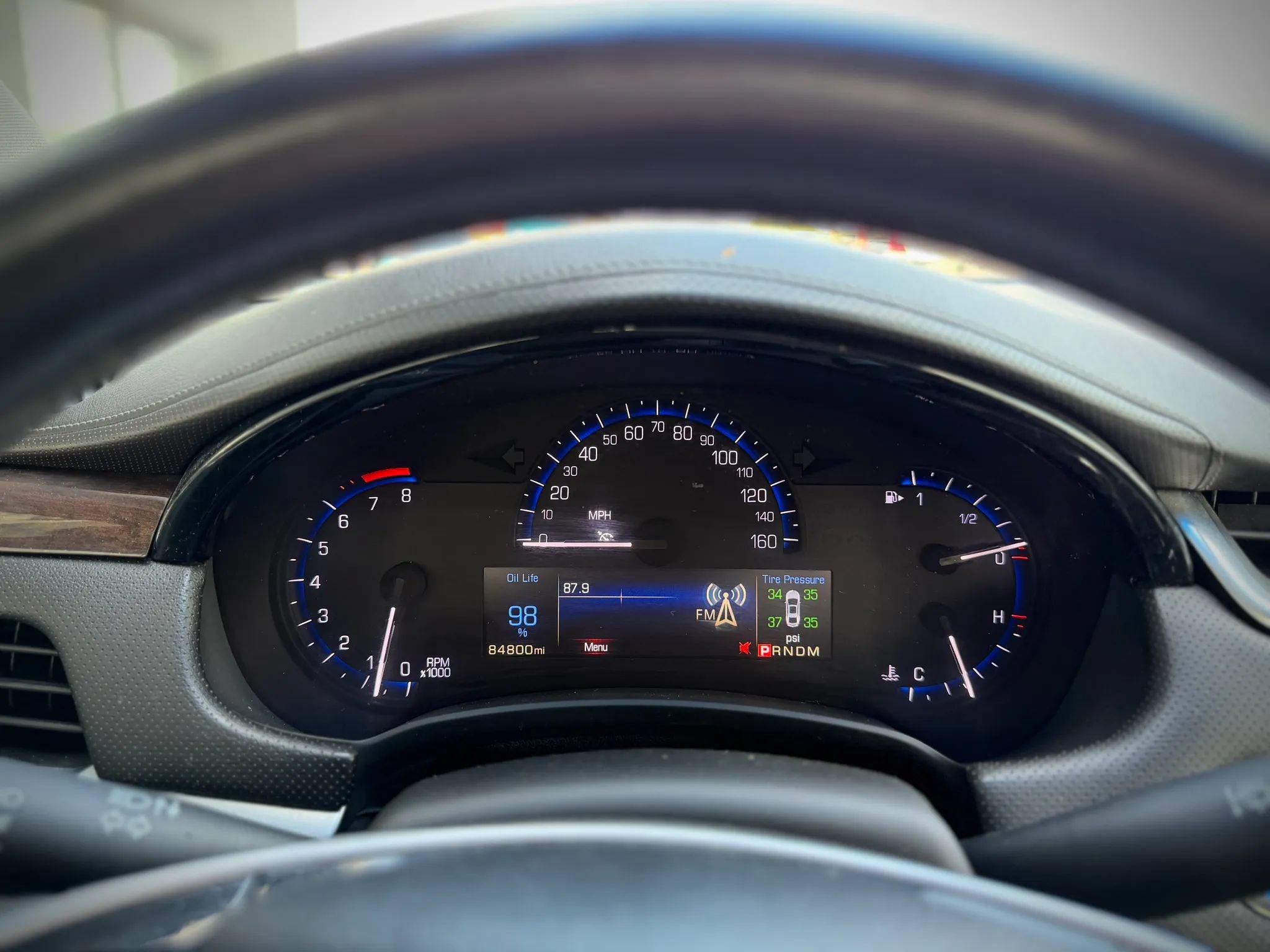 Used 2015 Cadillac XTS Luxury AWD/4WD image 10