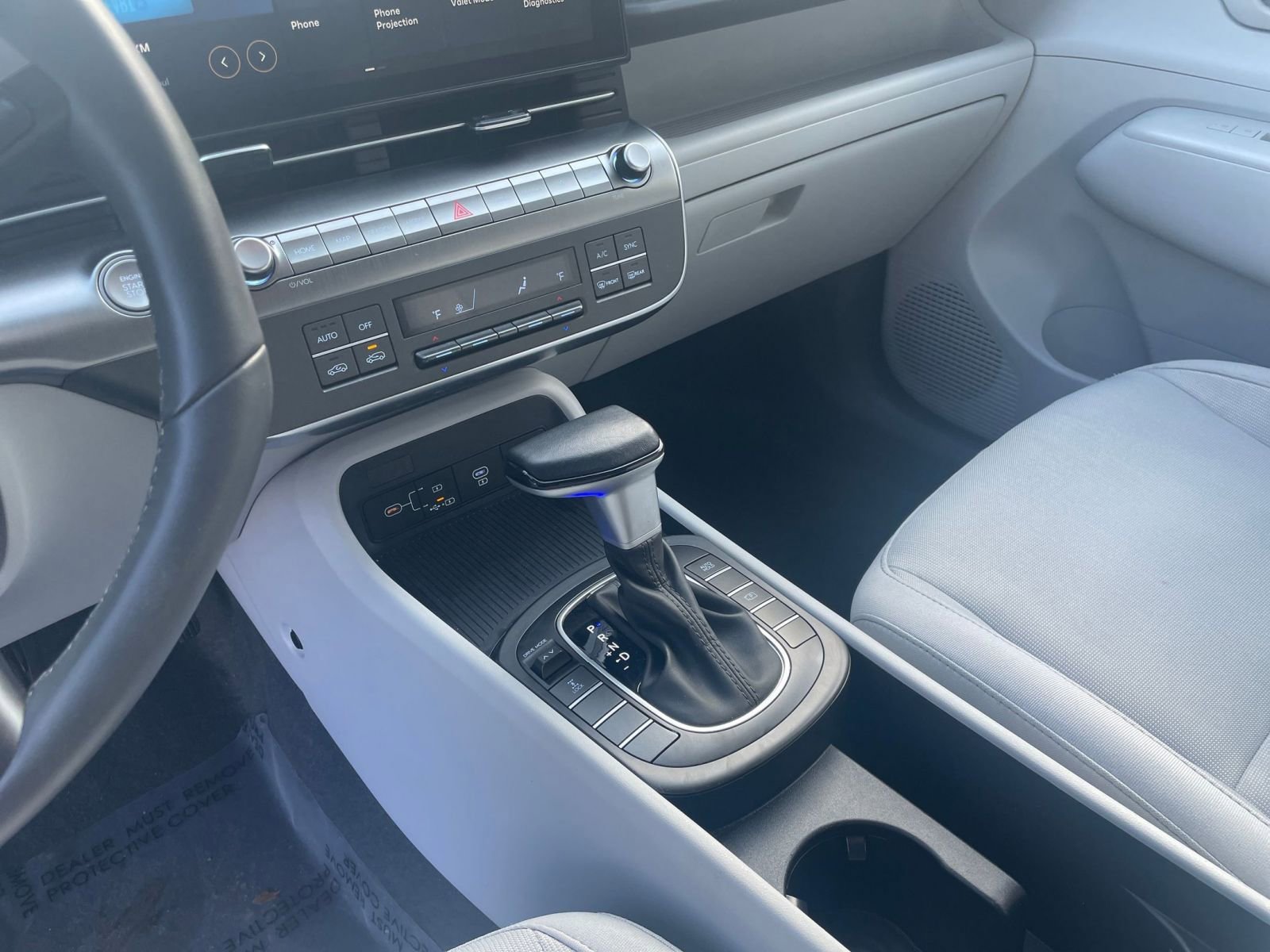 Used 2025 Hyundai Kona SEL image 42