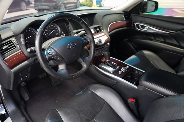Used 2018 INFINITI Q70 L 3.7 AWD/4WD image 6