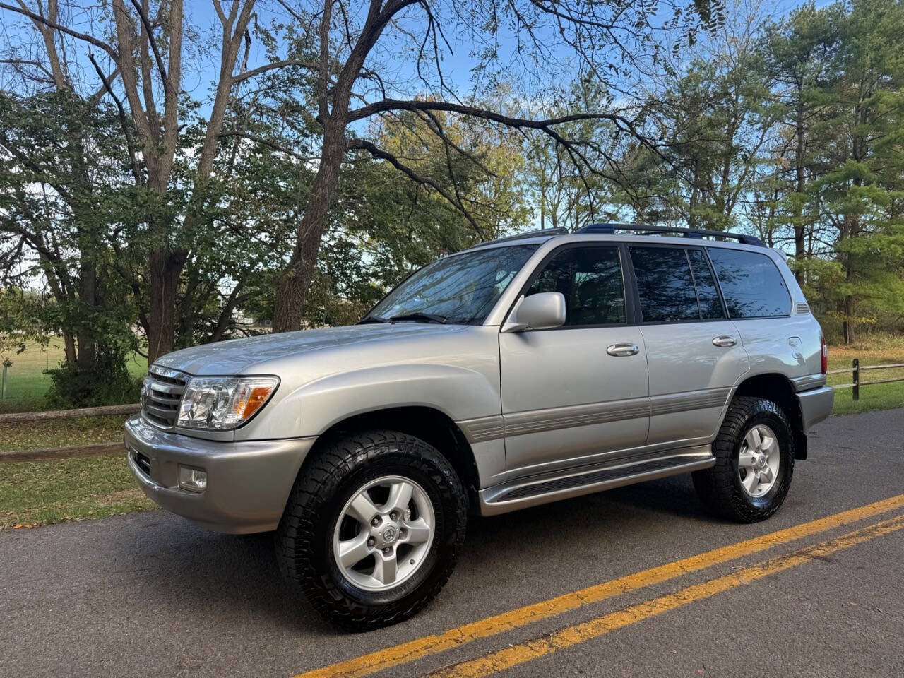 Used 2006 Toyota Land Cruiser image 2