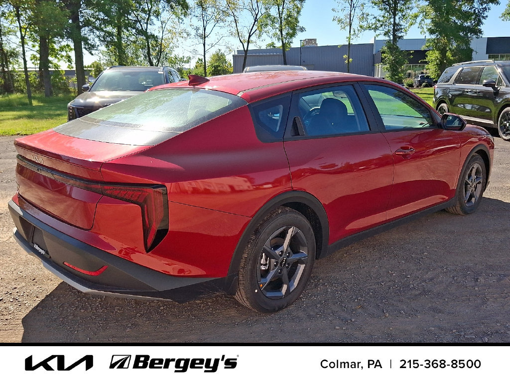 New 2026 Kia K4 FWD image 3