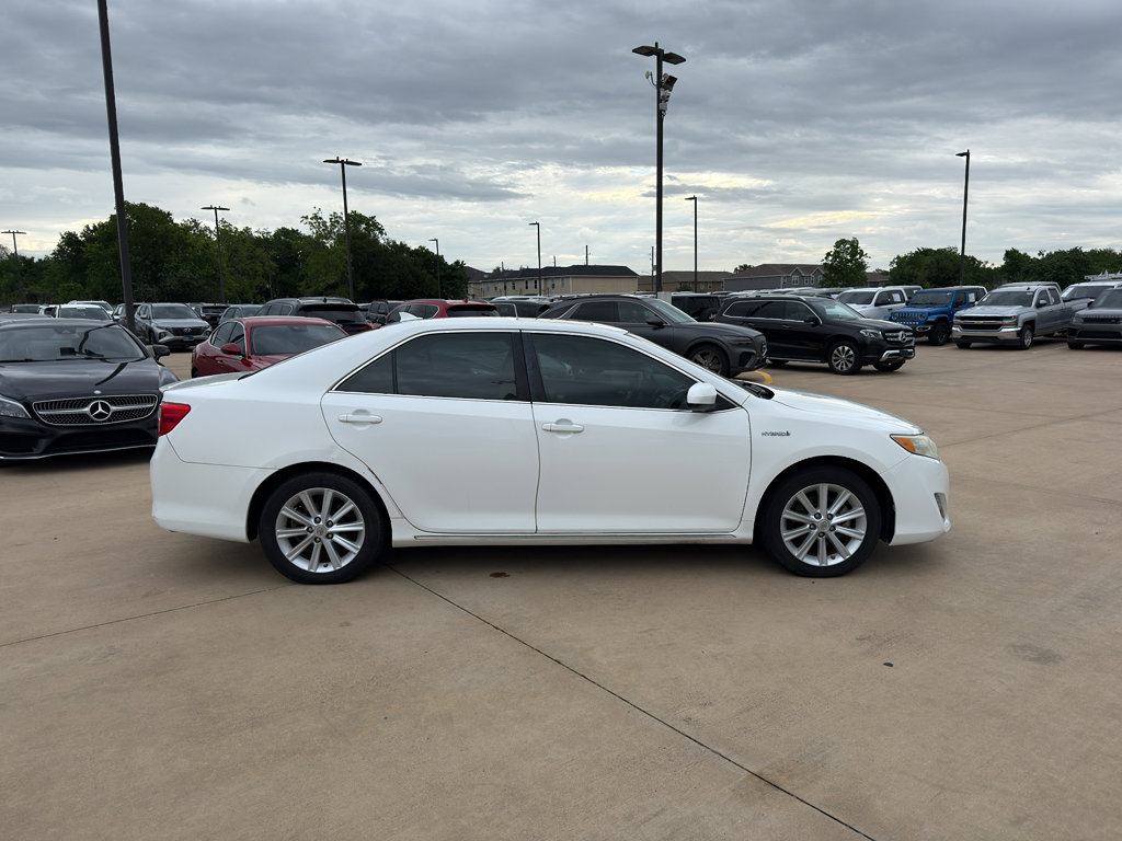Used 2012 Toyota Camry XLE w/ Leather Pkg FWD image 4