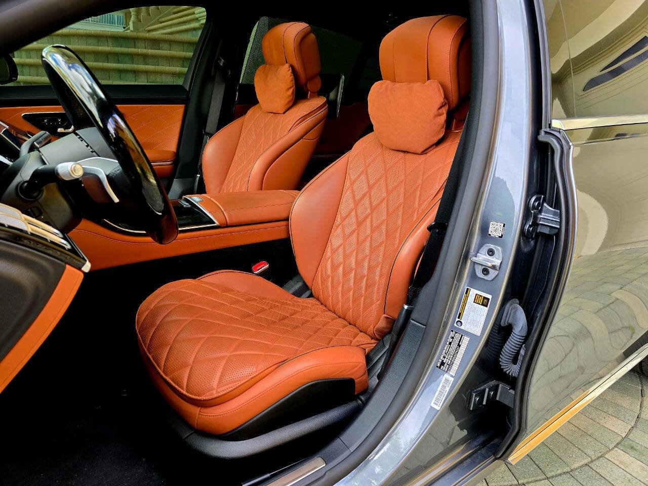 Used 2022 Mercedes-Benz S 580 4MATIC Sedan w/ Rear Seat Package image 70