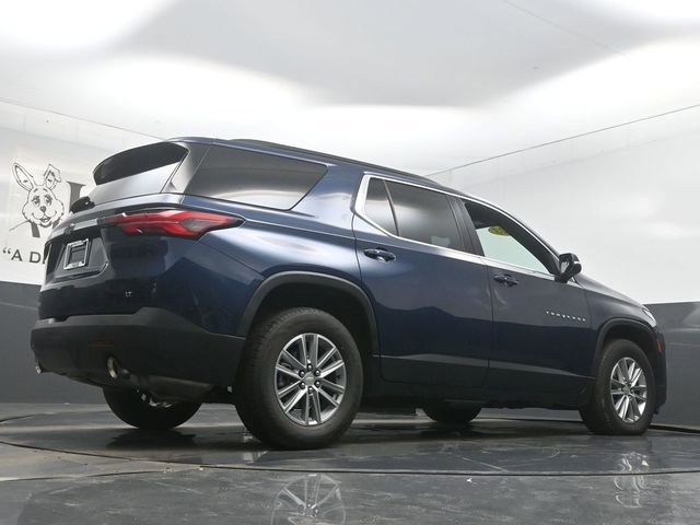 Used 2023 Chevrolet Traverse LT image 34