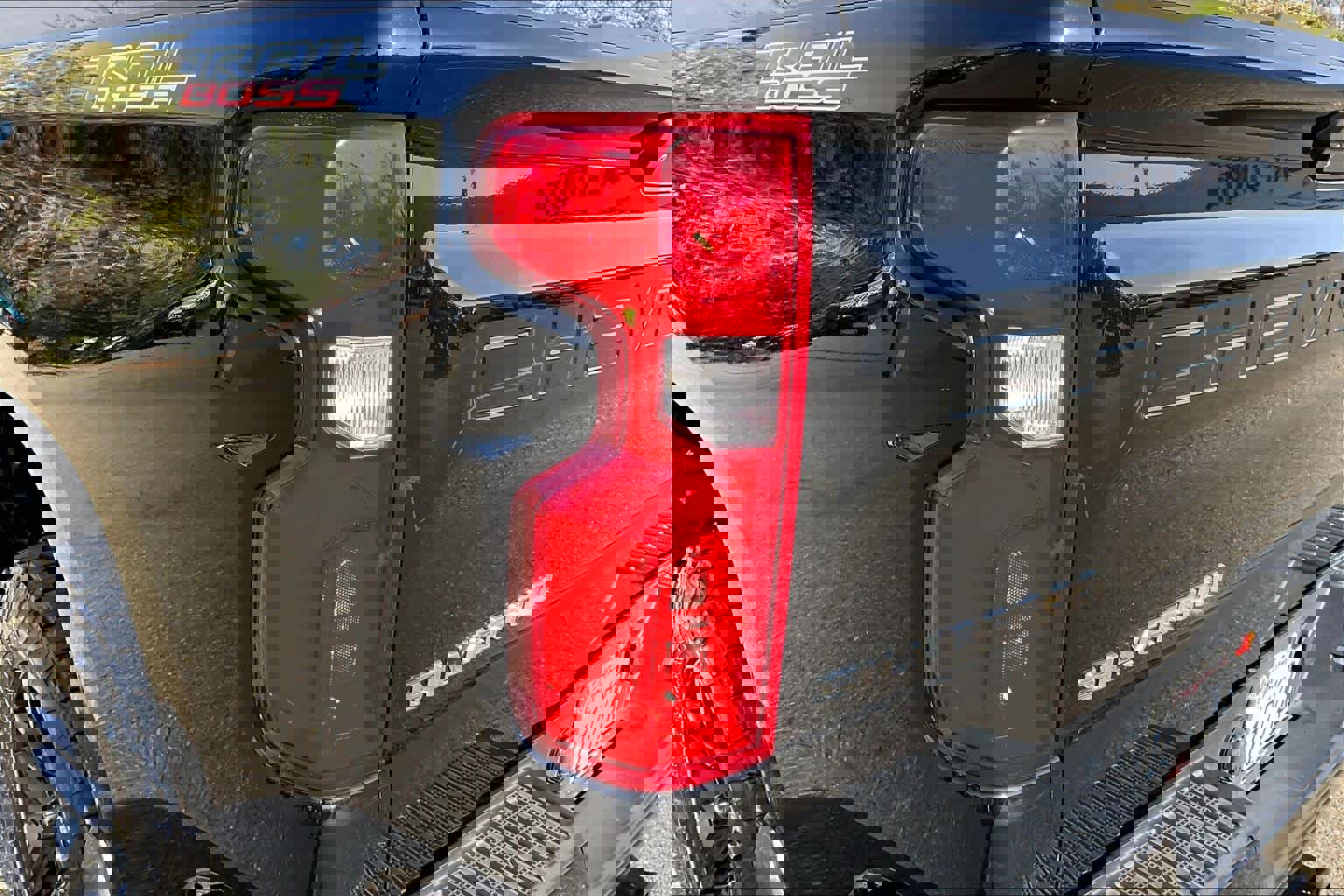 Used 2021 Chevrolet Silverado 1500 LT Trail Boss w/ Convenience Package II image 28