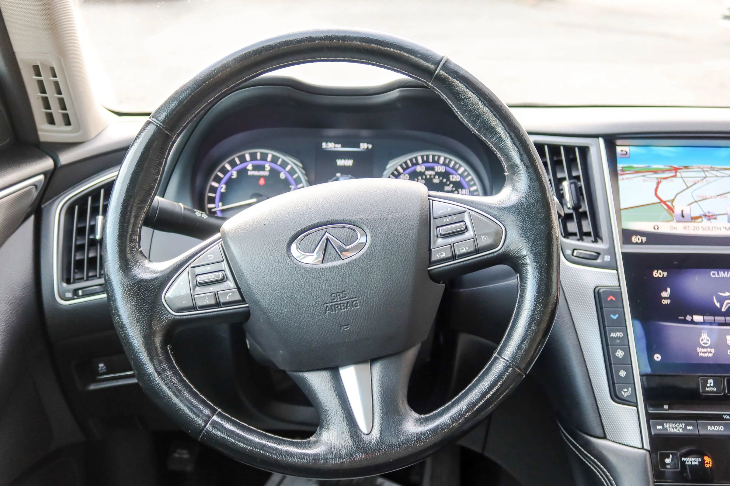 Used 2015 INFINITI Q50 Premium w/ Navigation Package image 13