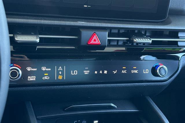 New 2026 Kia Sportage AWD Hybrid image 23
