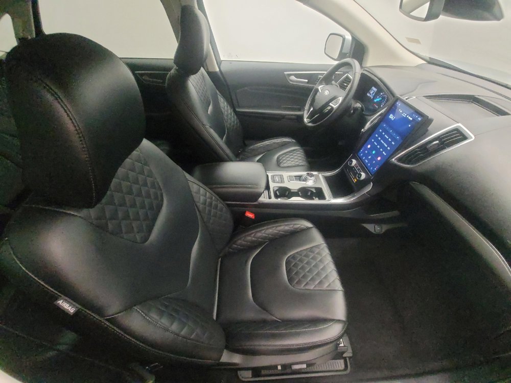 Used 2024 Ford Edge Titanium image 21