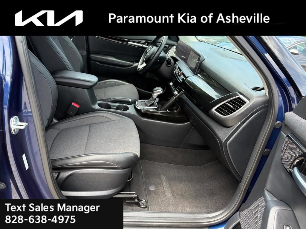 Certified 2024 Kia Seltos S FWD image 17