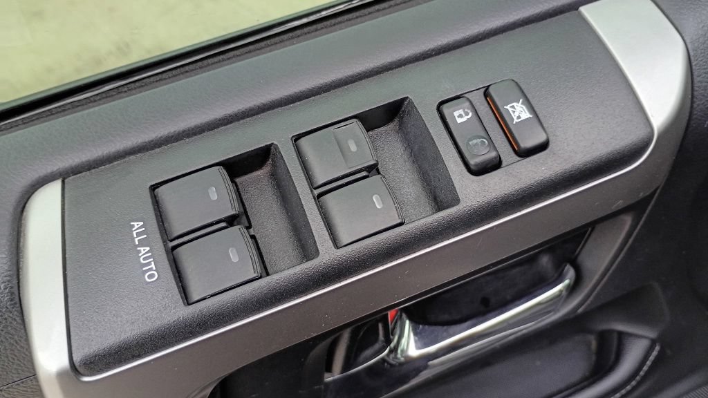 Used 2015 Toyota 4Runner SR5 RWD image 20