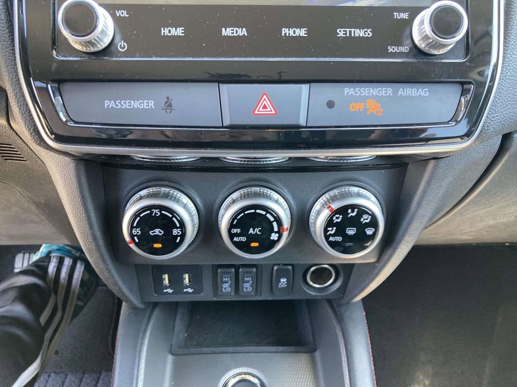 Used 2024 Mitsubishi Outlander Sport SE AWD/4WD image 21