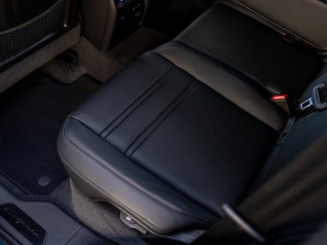 New 2026 Porsche Cayenne GTS image 44