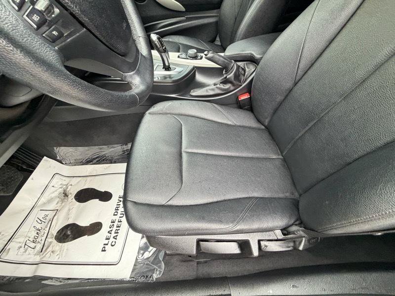 Used 2014 BMW 320i Sedan RWD image 34