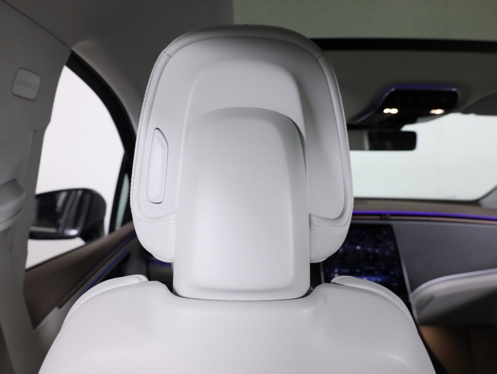 Certified 2023 Mercedes-Benz EQE 350+ 4MATIC SUV w/ Exclusive Trim Package image 34