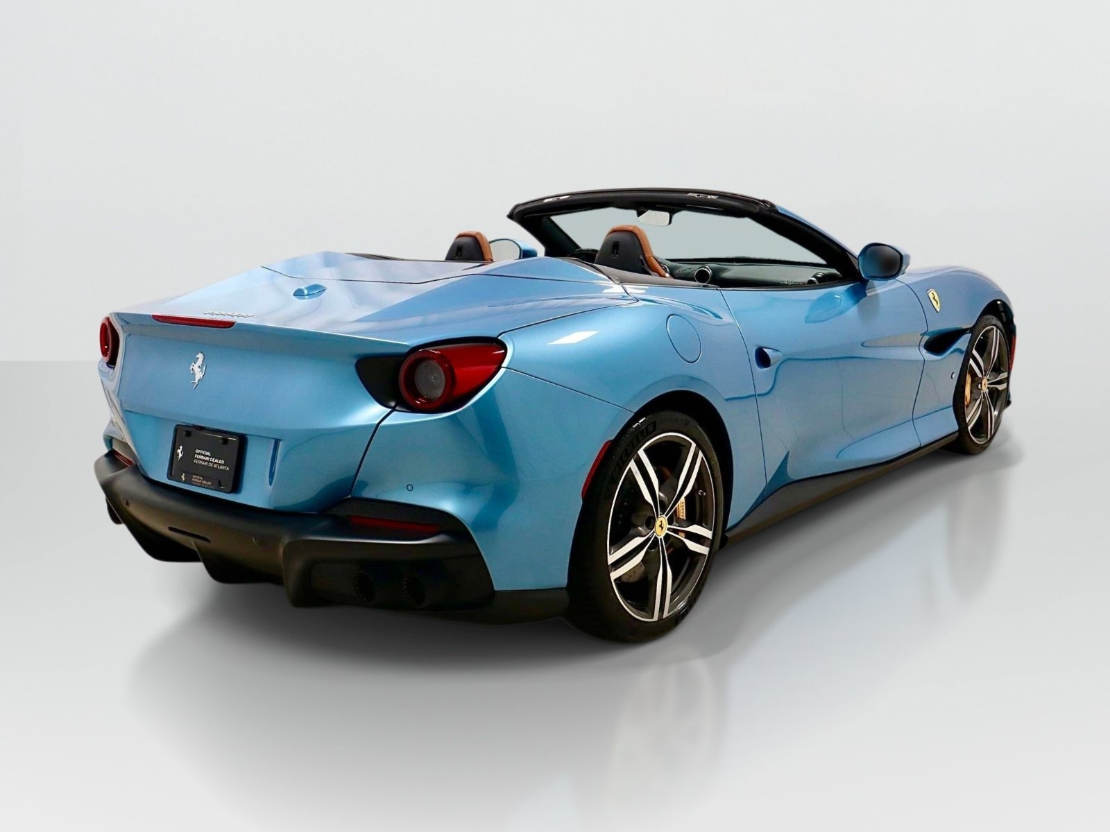 Certified 2022 Ferrari Portofino M RWD image 5
