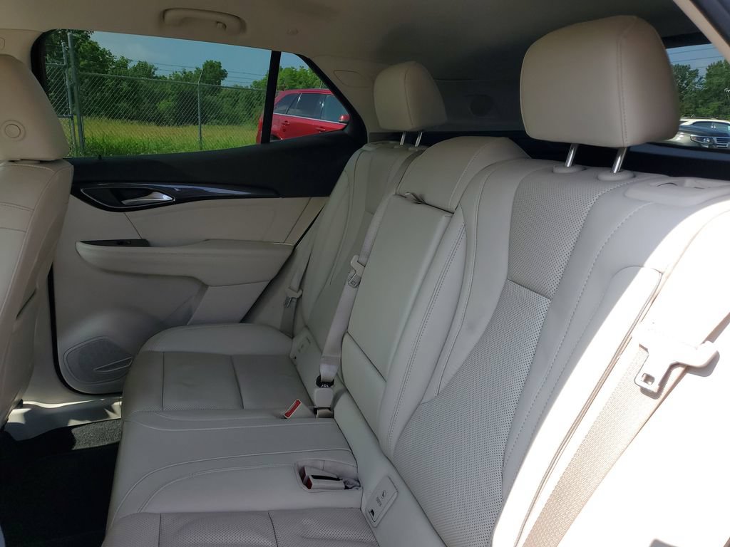 Certified 2023 Buick Envision Essence w/ Technology Package I AWD/4WD image 29