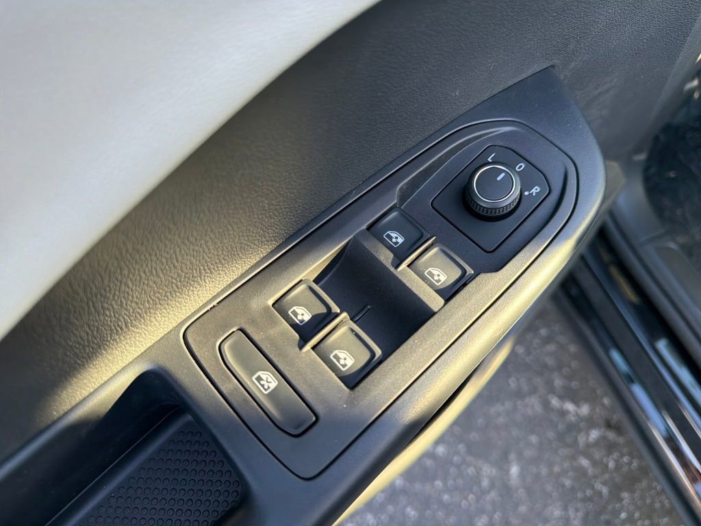 New 2026 Volkswagen Taos S image 12