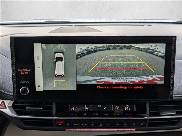 New 2026 Toyota Sienna Platinum image 27