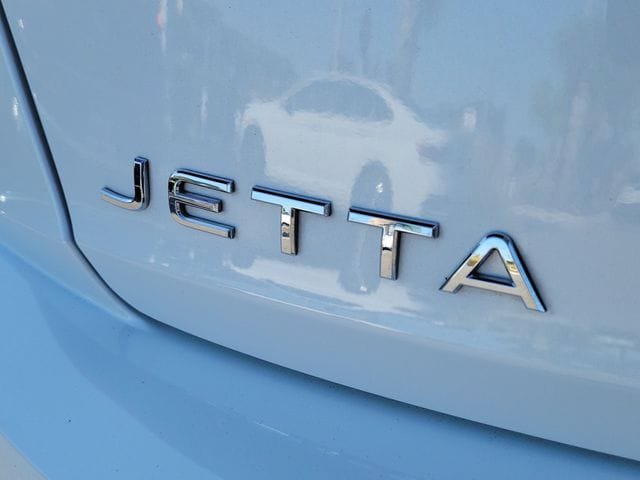 Used 2023 Volkswagen Jetta SEL FWD image 6
