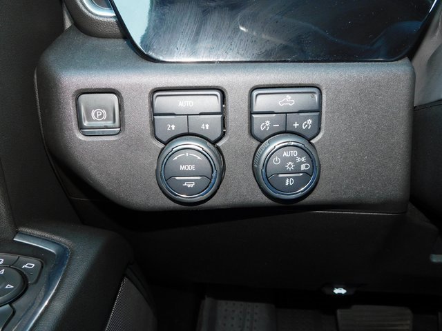 Used 2024 Chevrolet Silverado 1500 RST w/ Protection Package image 28