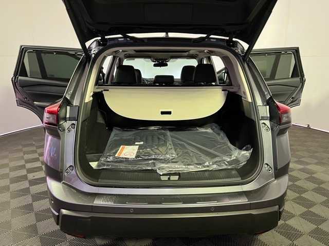 New 2026 Nissan Rogue SV image 18