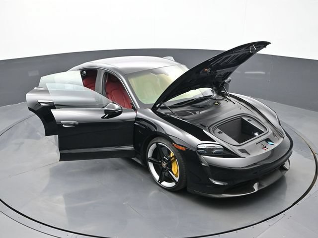 Certified 2020 Porsche Taycan Turbo S AWD/4WD image 33