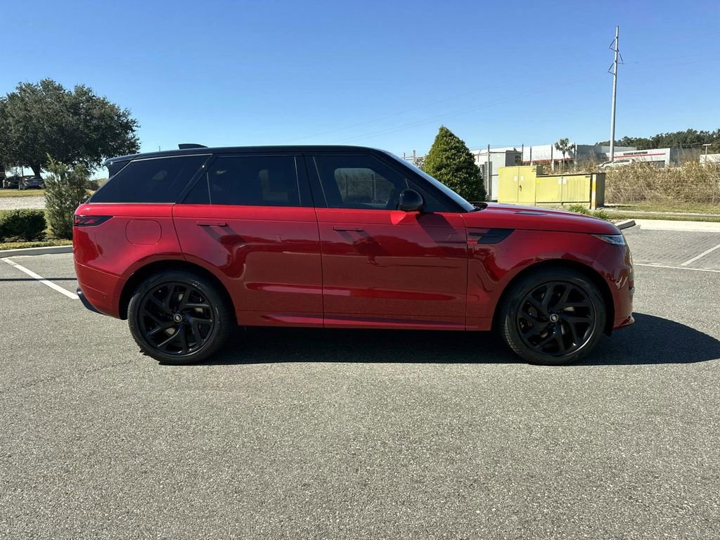 New 2025 Land Rover Range Rover Sport Dynamic SE image 7