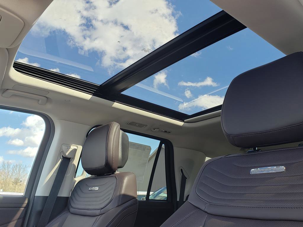 New 2026 Ford Expedition Max Platinum w/ Platinum Ultimate Package image 10