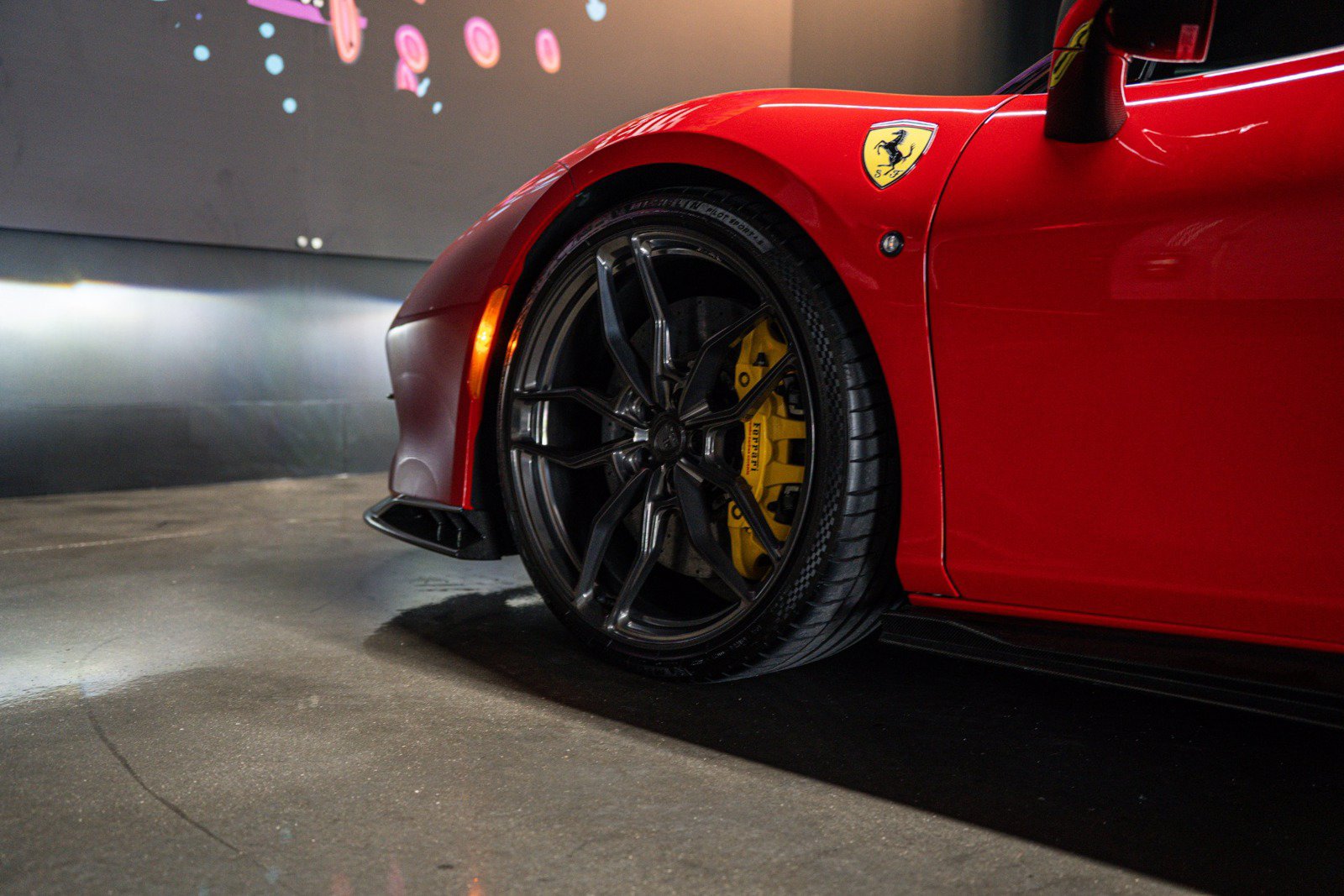 Used 2021 Ferrari F8 Tributo RWD image 18