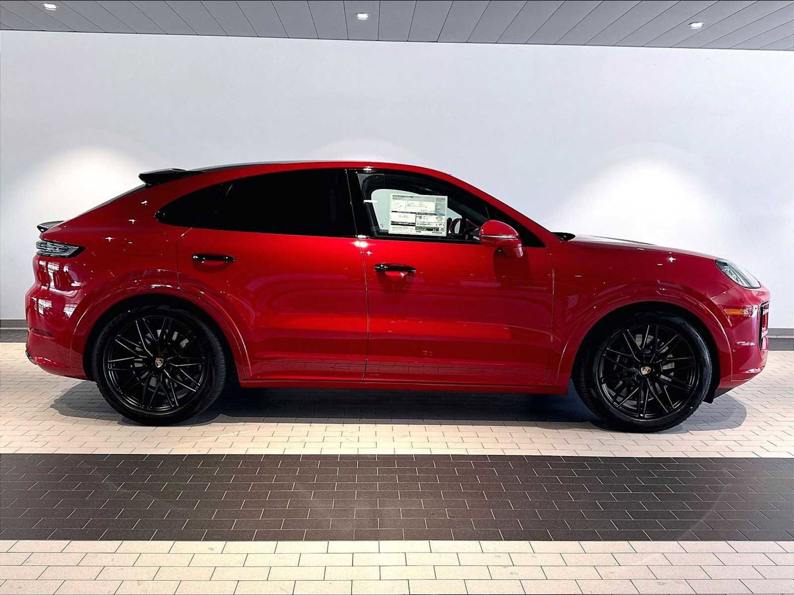 New 2026 Porsche Cayenne GTS AWD/4WD image 8