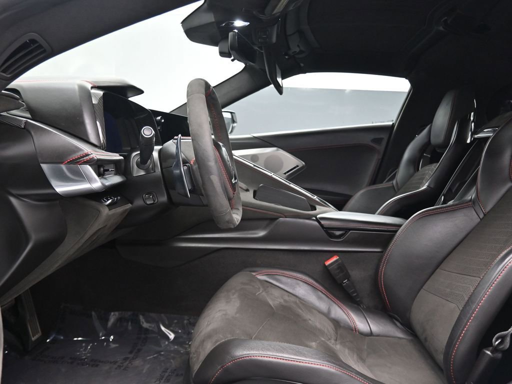 Used 2022 Chevrolet Corvette Stingray Premium Cpe w/ Z51 Performance Package image 14