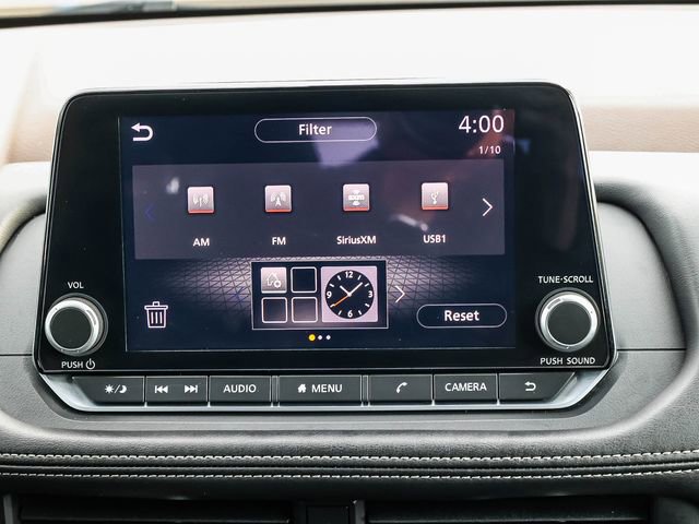 Used 2023 Nissan Rogue S image 15