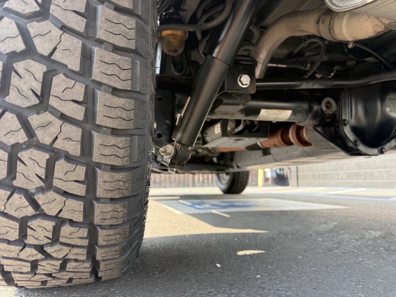 Used 2013 Jeep Wrangler Unlimited Sahara AWD/4WD image 17