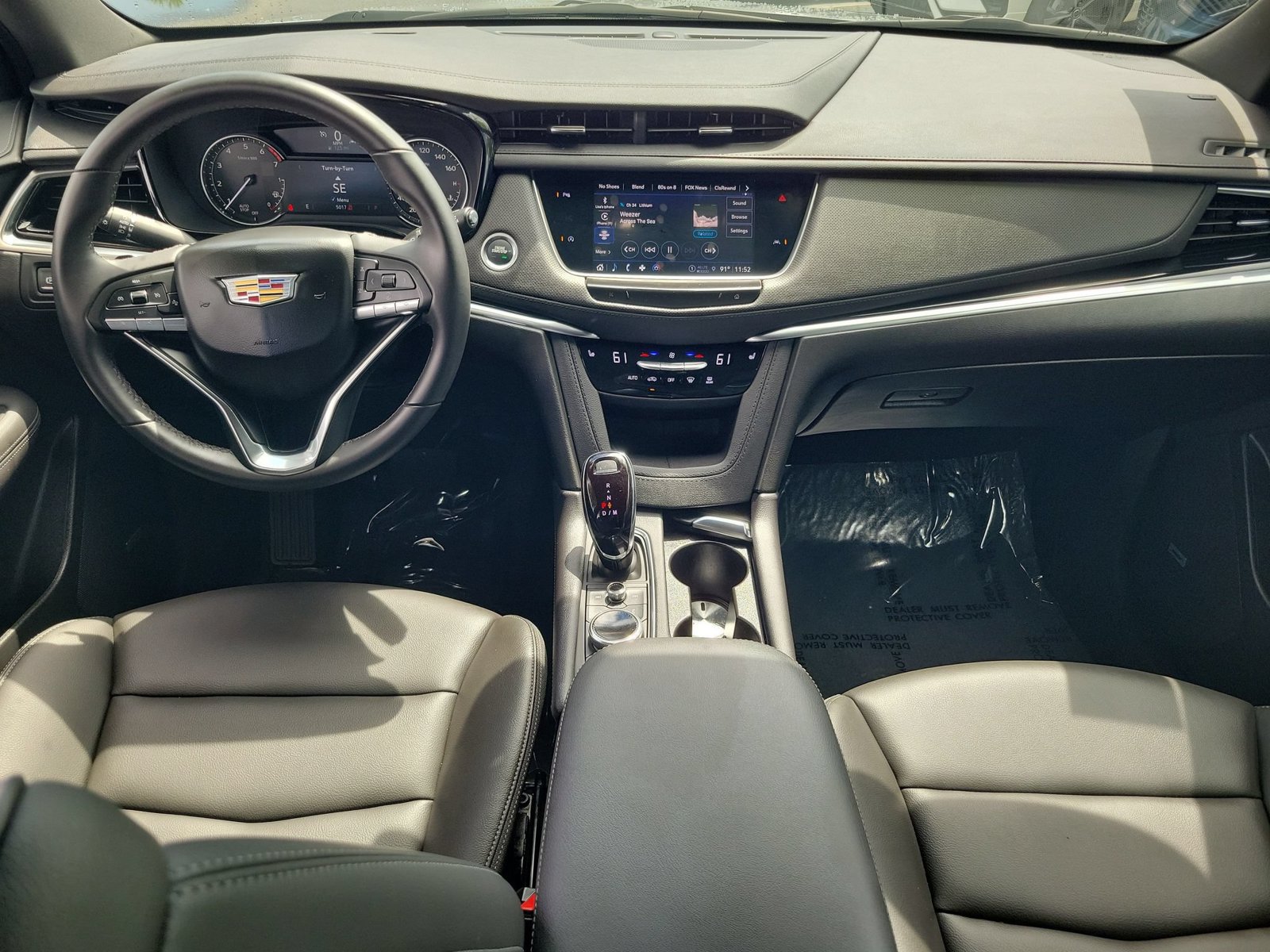 Used 2025 Cadillac XT6 Luxury FWD image 14