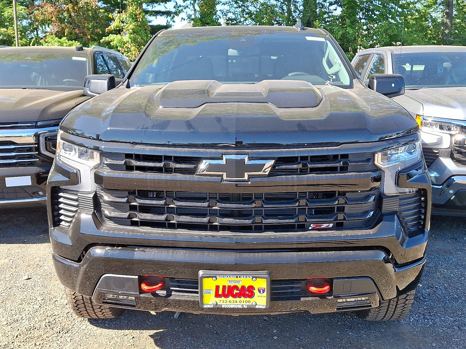New 2026 Chevrolet Silverado 1500 LT Trail Boss w/ Convenience Package II image 2