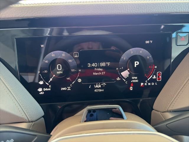 Used 2026 GMC Yukon Denali w/ Denali Reserve Package image 7