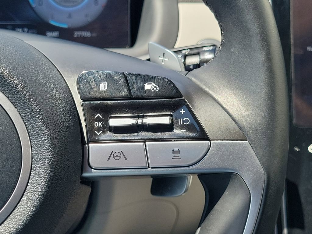 Used 2023 Hyundai Tucson Limited image 17