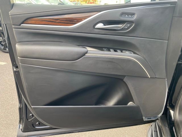 Used 2022 Cadillac Escalade ESV Luxury image 26