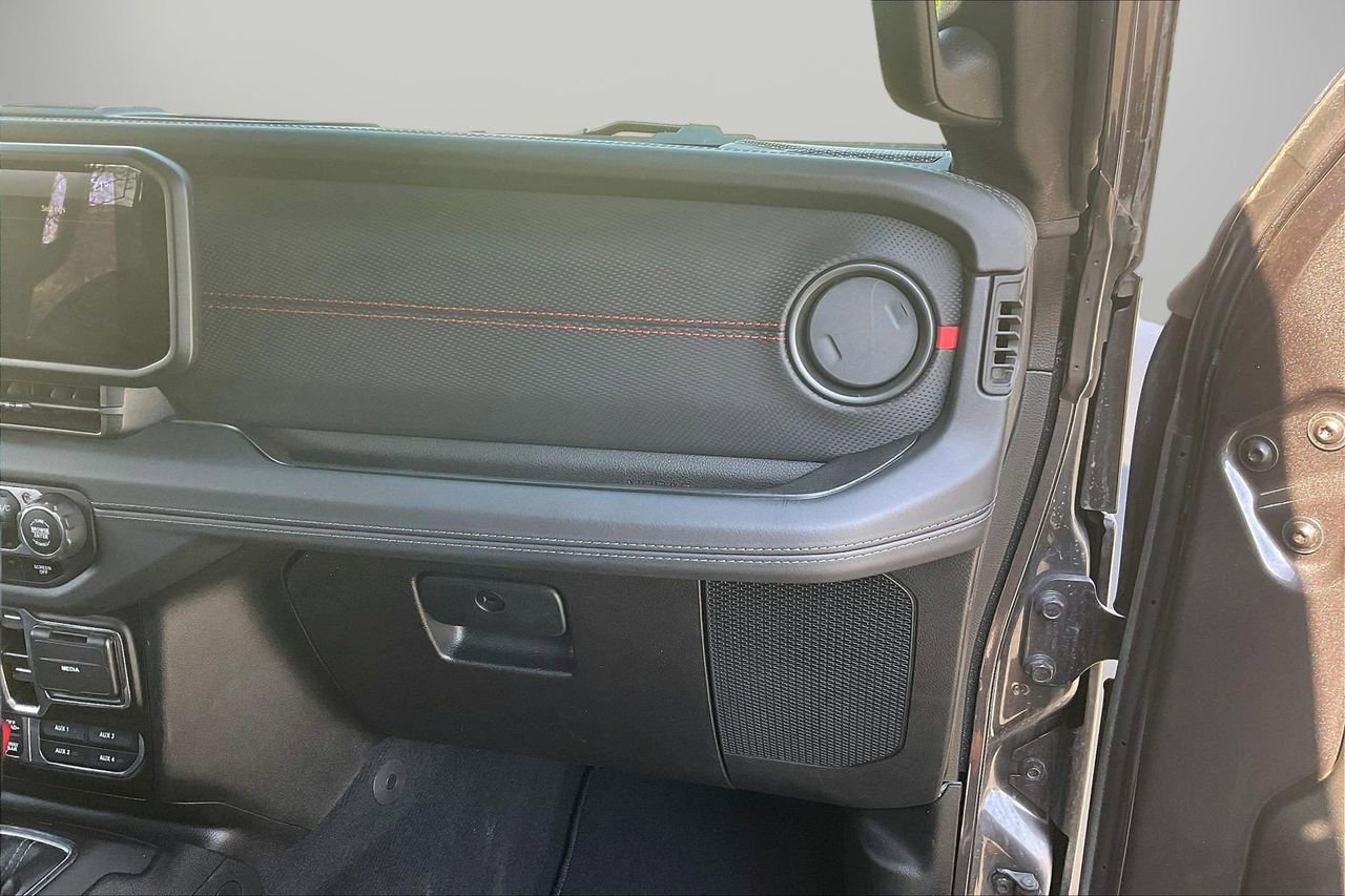 Certified 2025 Jeep Wrangler Unlimited Rubicon image 20